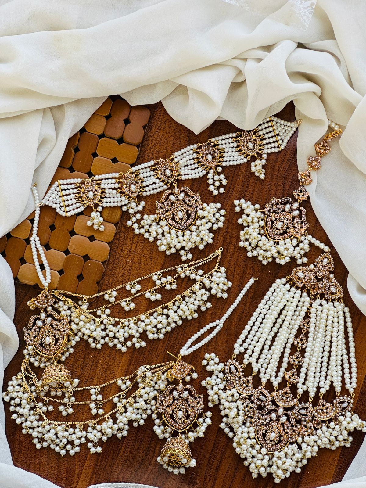 Beautiful 🌸 Casting Designer 💗 Noratan &amp; Single Color Bridal Set 👌