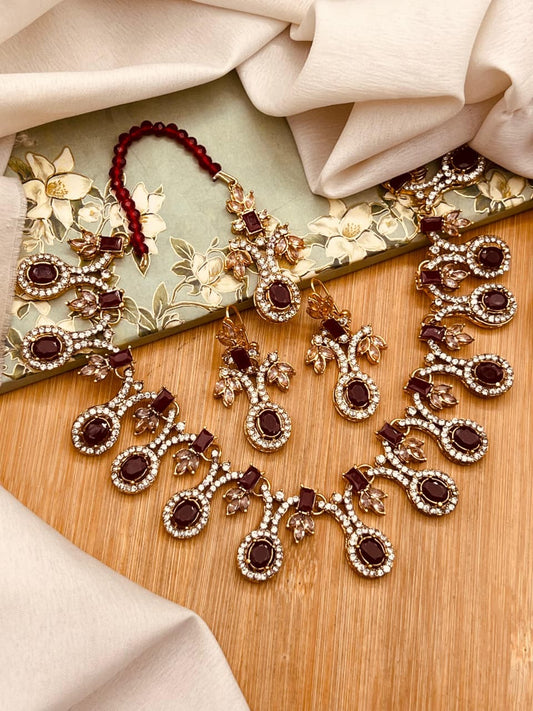 Beautiful Necklace Set