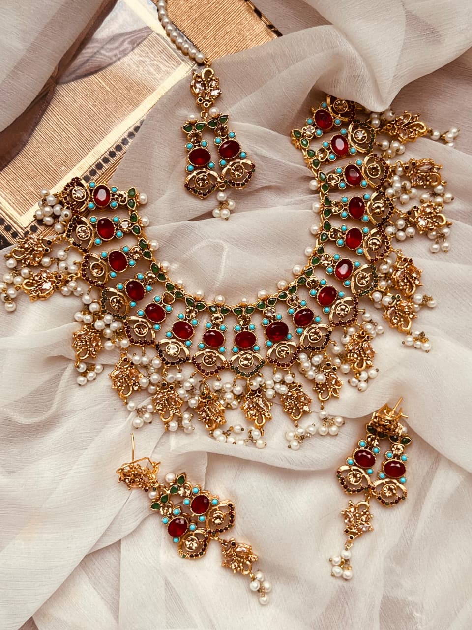 Beautiful Nortan Set